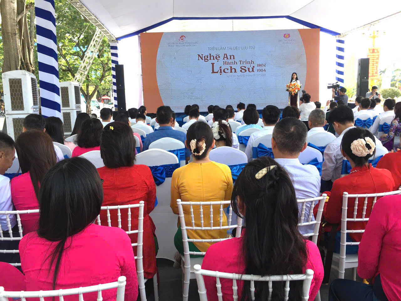 Khai mạc Triển lãm “Nghệ An - Hành trình lịch sử từ 1802 đến 1954”