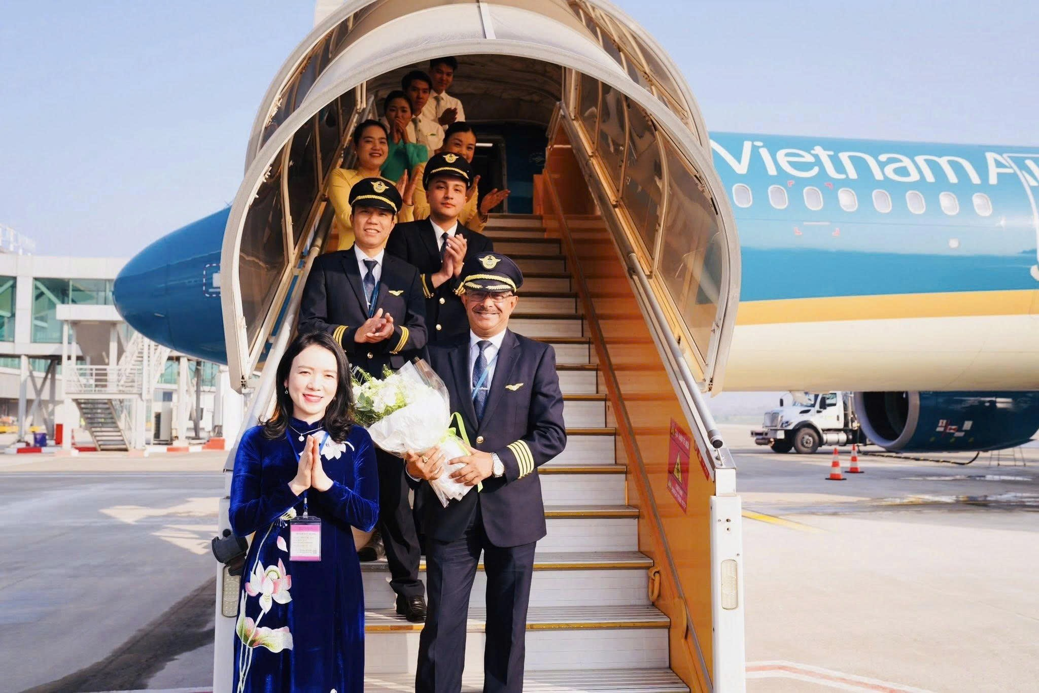 Sân bay Vinh hoạt động trở lại