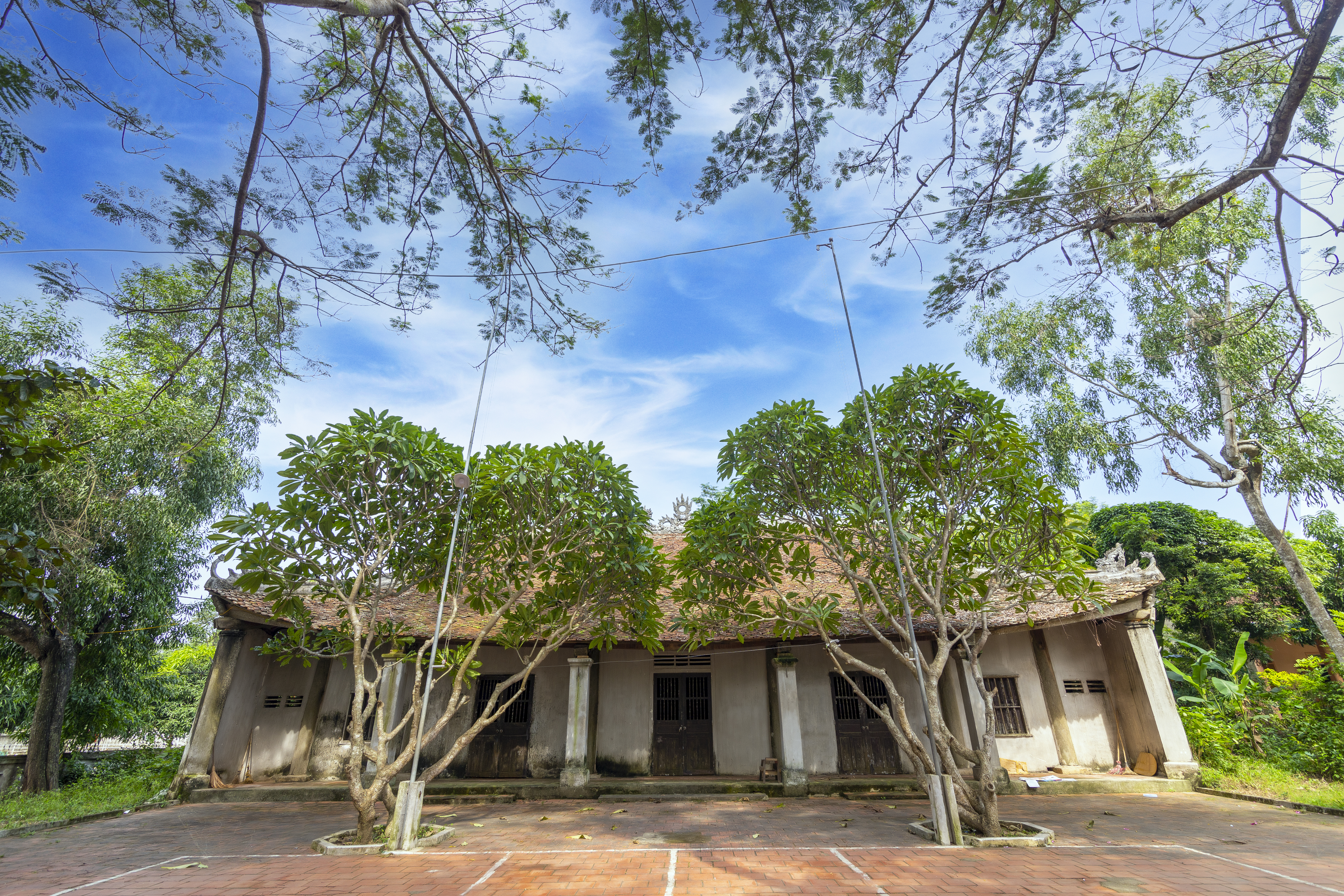 Di tích đình Trung Cần và dấu ấn của 3 vị Tiến sỹ dòng họ Nguyễn Trọng