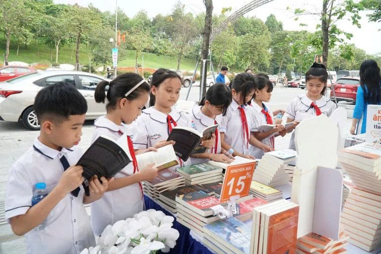 Đẩy mạnh truyền thông Ngày Sách và Văn hóa đọc Việt Nam năm 2026