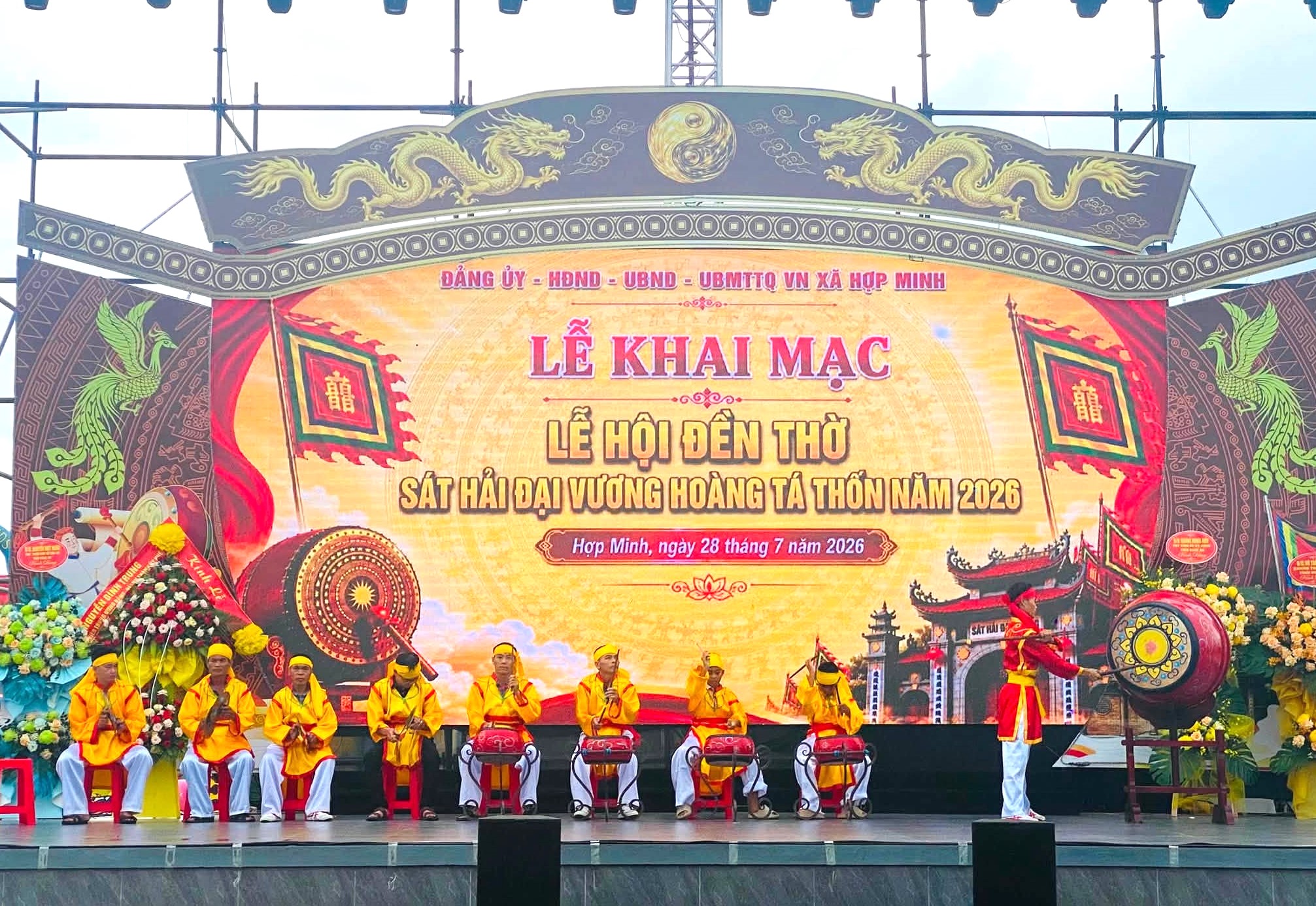 Xã Hợp Minh khai mạc lễ hội đền thờ Hoàng Tá Thốn
