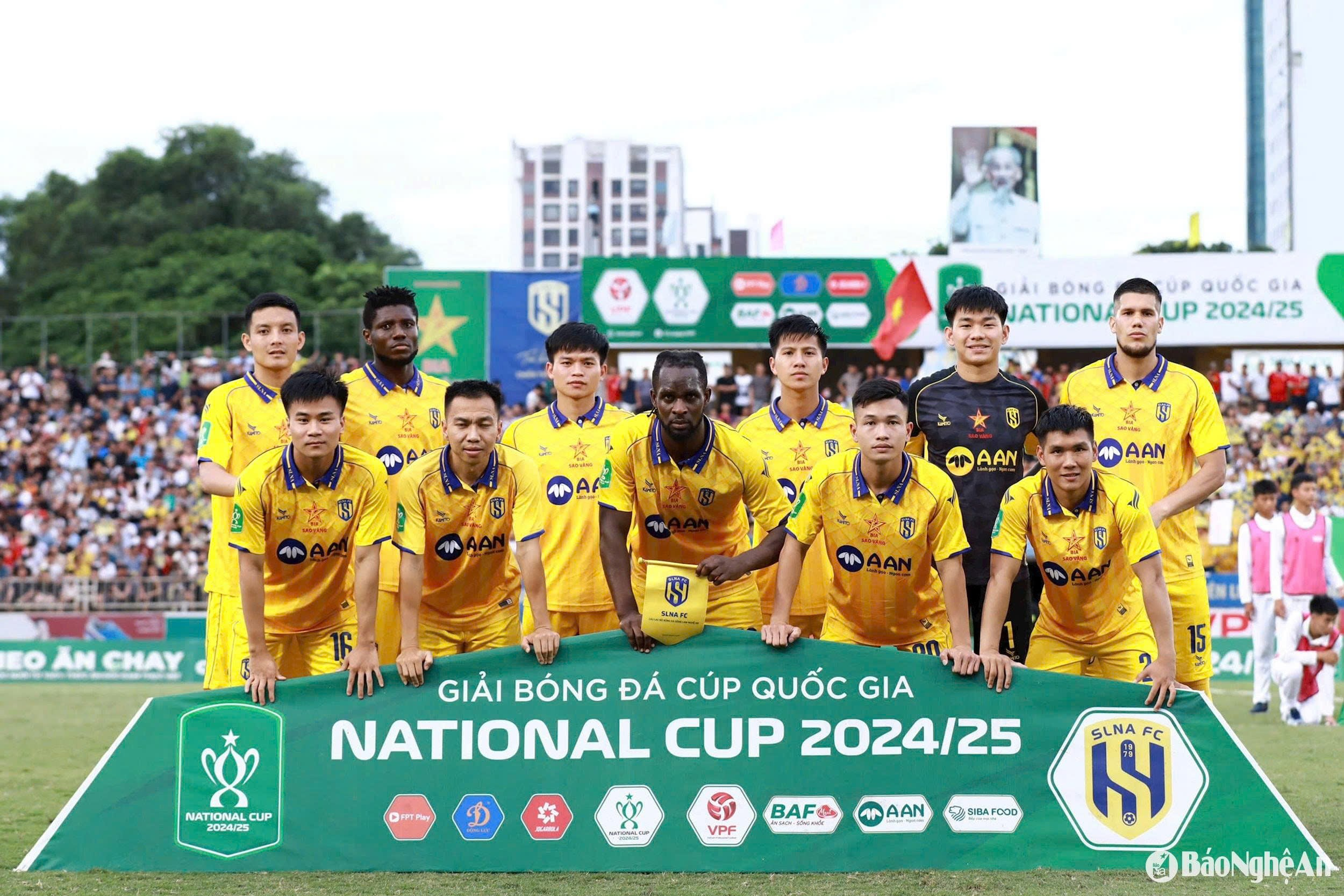 Sông Lam Nghệ An nhận Huy chương Bạc Cúp Quốc gia mùa giải 2024/2025