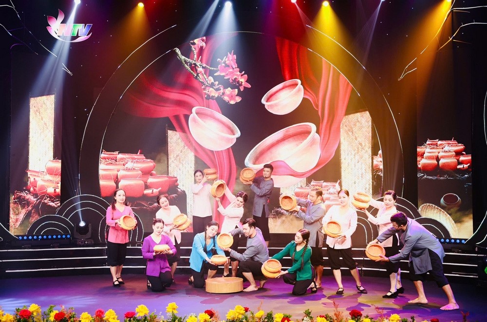 Festival “Về miền Ví, Giặm - Kết nối tinh hoa di sản”