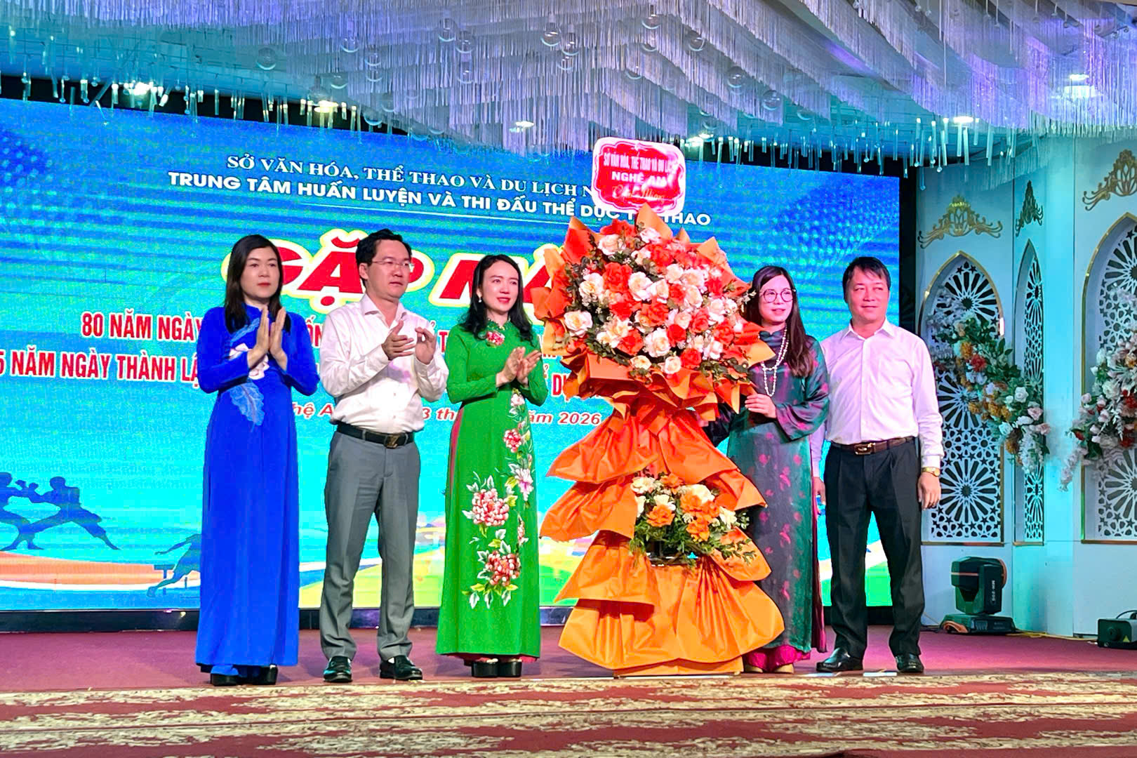 Trung tâm Huấn luyện và Thi đấu Thể dục Thể thao tỉnh kỷ niệm 80 năm Ngày truyền thống Thể thao Việt Nam và 65 năm thành lập đơn vị