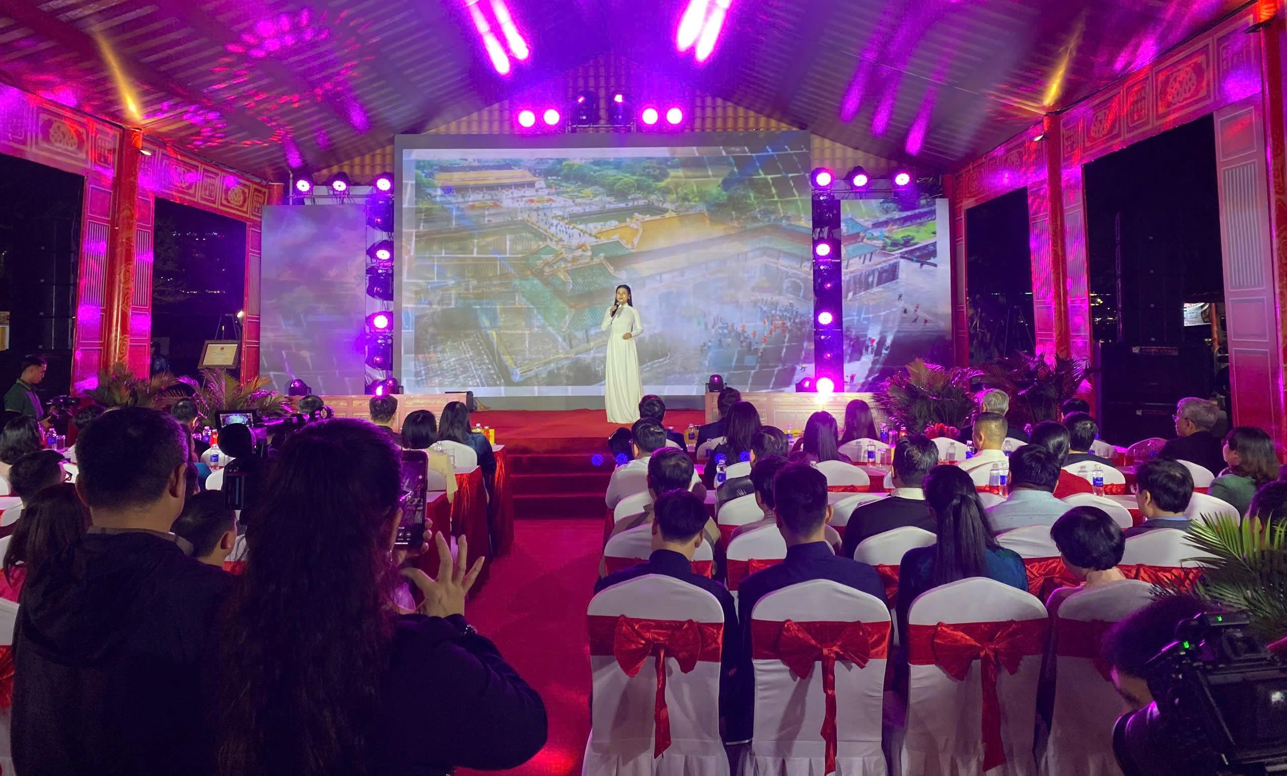 Khai mạc Liên hoan ẩm thực quốc tế “Huế - Kinh đô ẩm thực” năm 2025