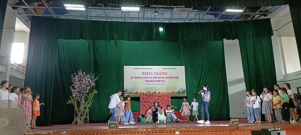 Khai giảng các lớp năng khiếu về dân ca Ví, Giặm