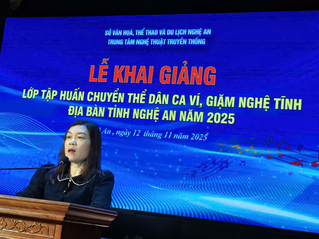Khai giảng lớp tập huấn chuyển thể, soạn lời dân ca Ví, Giặm Nghệ Tĩnh năm 2025