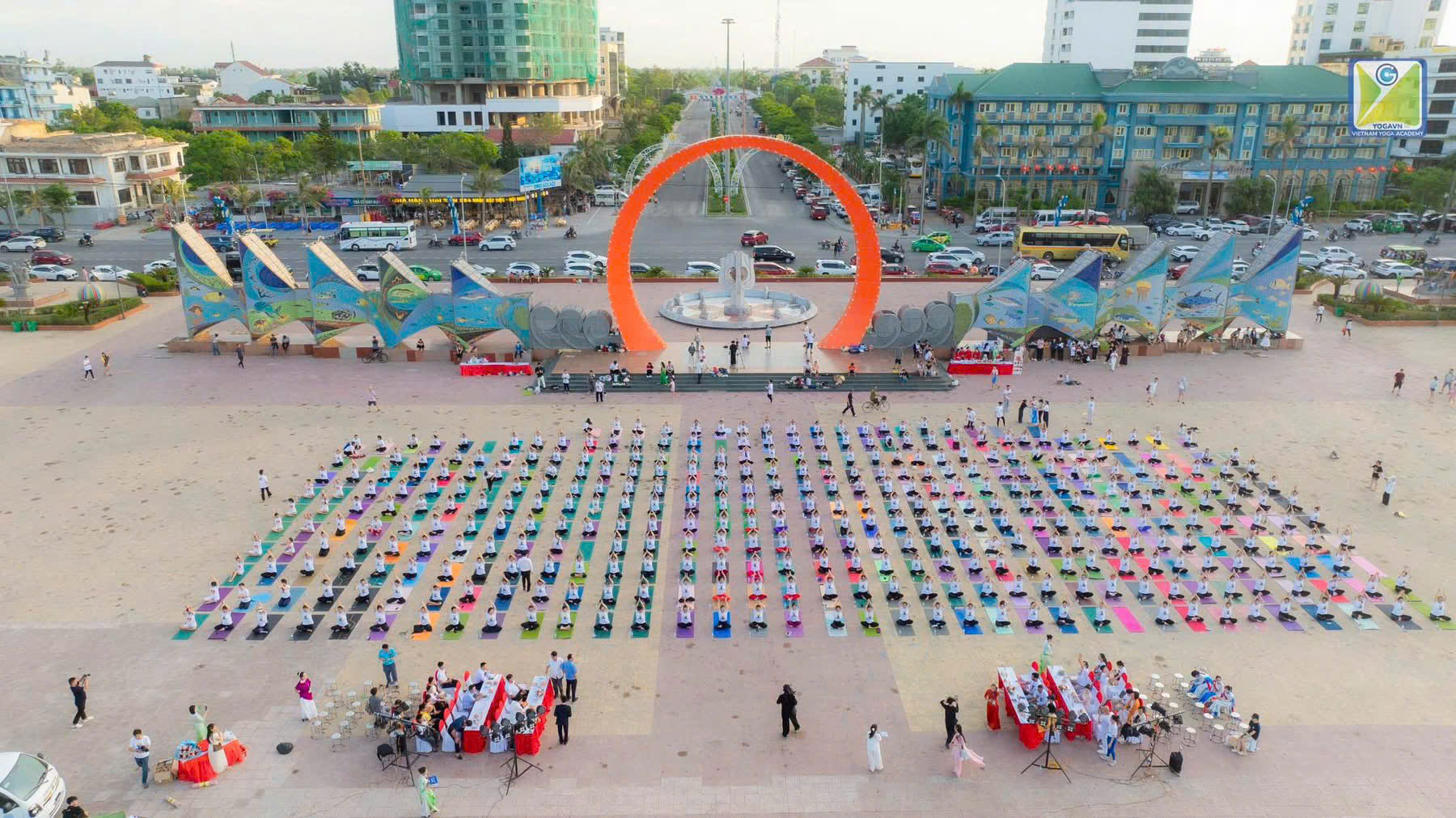 Hơn 1.500 người tham gia Ngày Quốc tế Yoga 2026 tại Cửa Lò