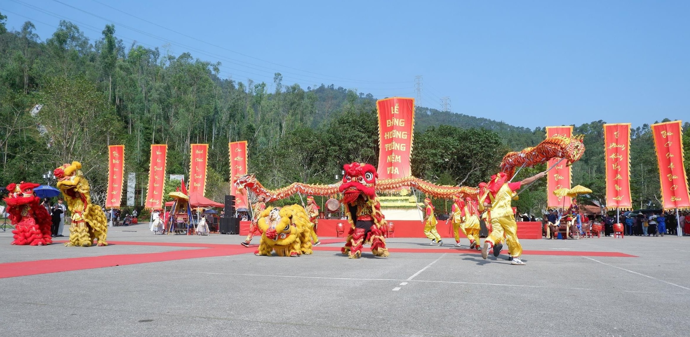 Khai mạc Lễ hội đền Vua Mai năm 2026