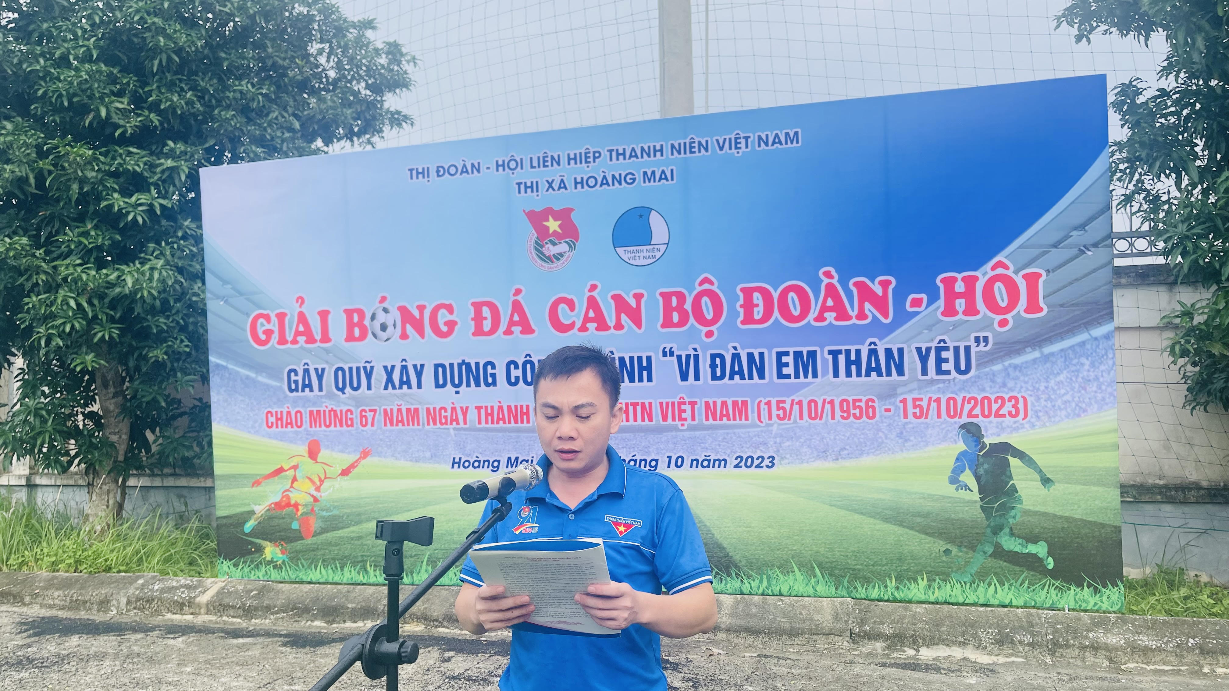 Thị xã Hoàng Mai khai mạc Giải bóng đá cán bộ Đoàn - Hội