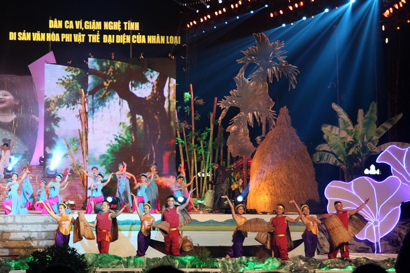Lần đầu tiên Festival Dân ca Ví, Giặm Nghệ Tĩnh được tổ chức tại thành phố Vinh, Nghệ An
