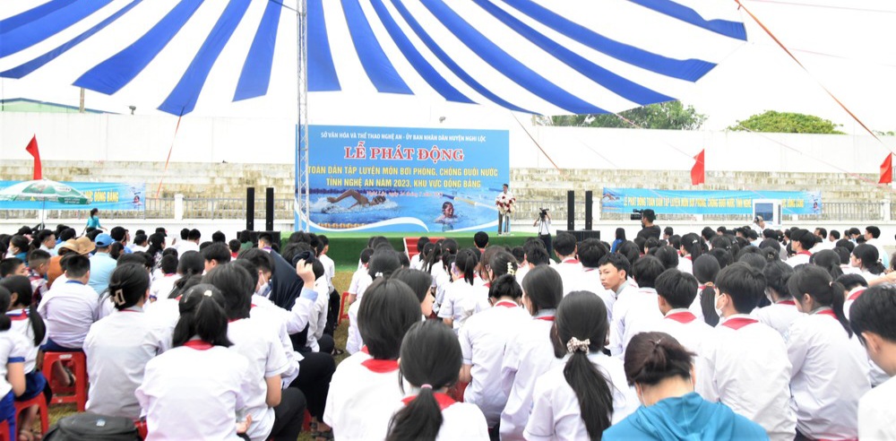 Nghệ An tổ chức Lễ phát động Toàn dân tập luyện môn bơi phòng, chống đuối nước năm 2023, khu vực đồng bằng