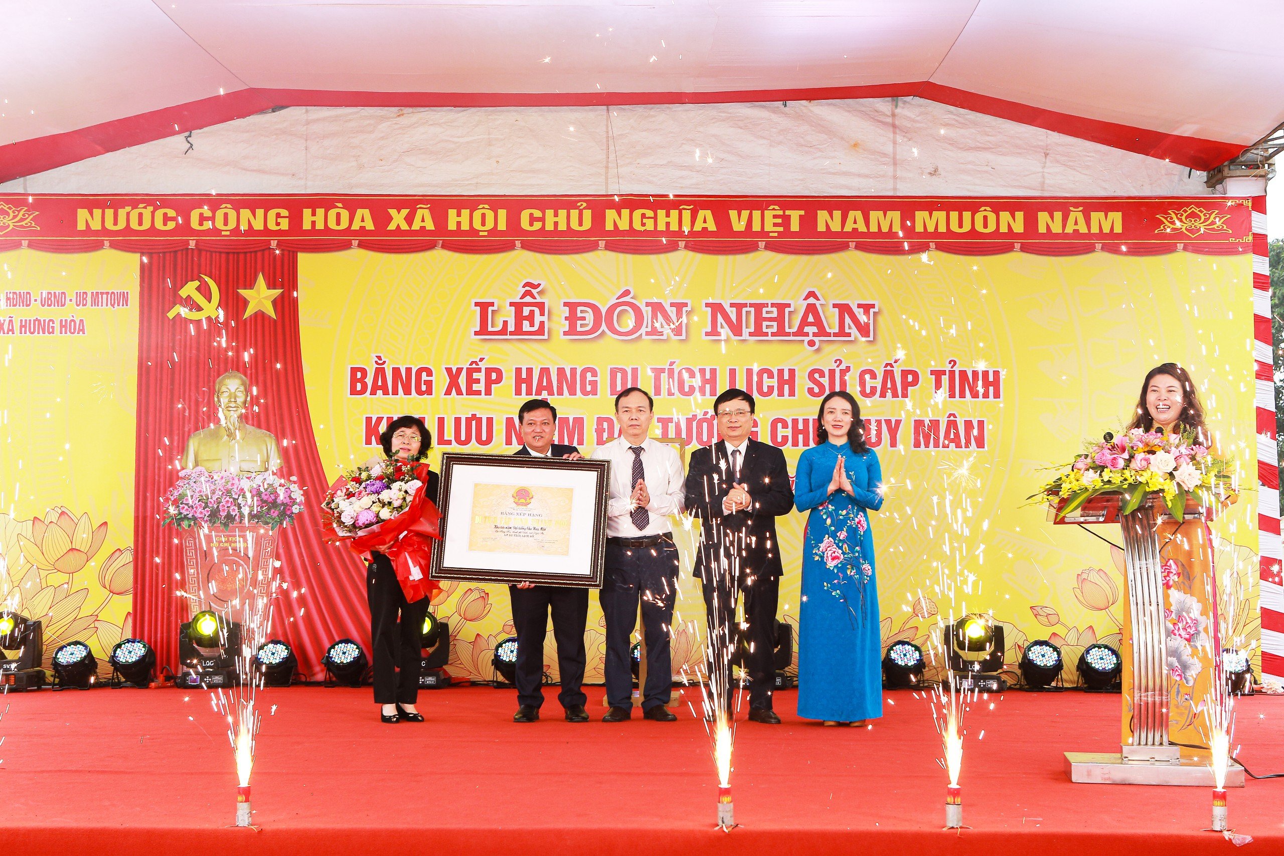 Thành phố Vinh đón nhận Bằng di tích lịch sử cấp tỉnh Khu lưu niệm Đại tướng Chu Huy Mân