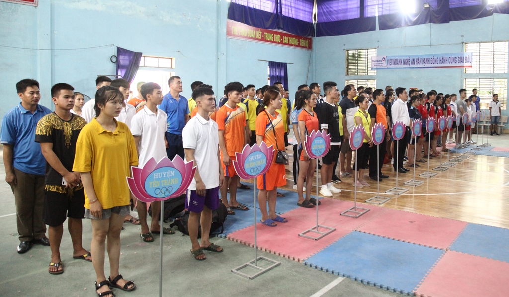 Giải vô địch đẩy gậy tỉnh Nghệ An năm 2020