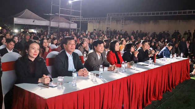 Chương trình giao lưu nghệ thuật “Xuân yêu thương” tại huyện Con Cuông.