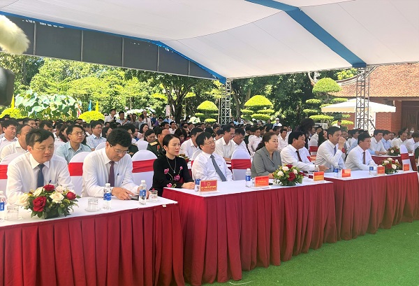 Tỉnh Nghệ An tổ chức Lễ Giỗ nhân kỷ niệm 53 năm ngày mất của Chủ tịch Hồ Chí Minh