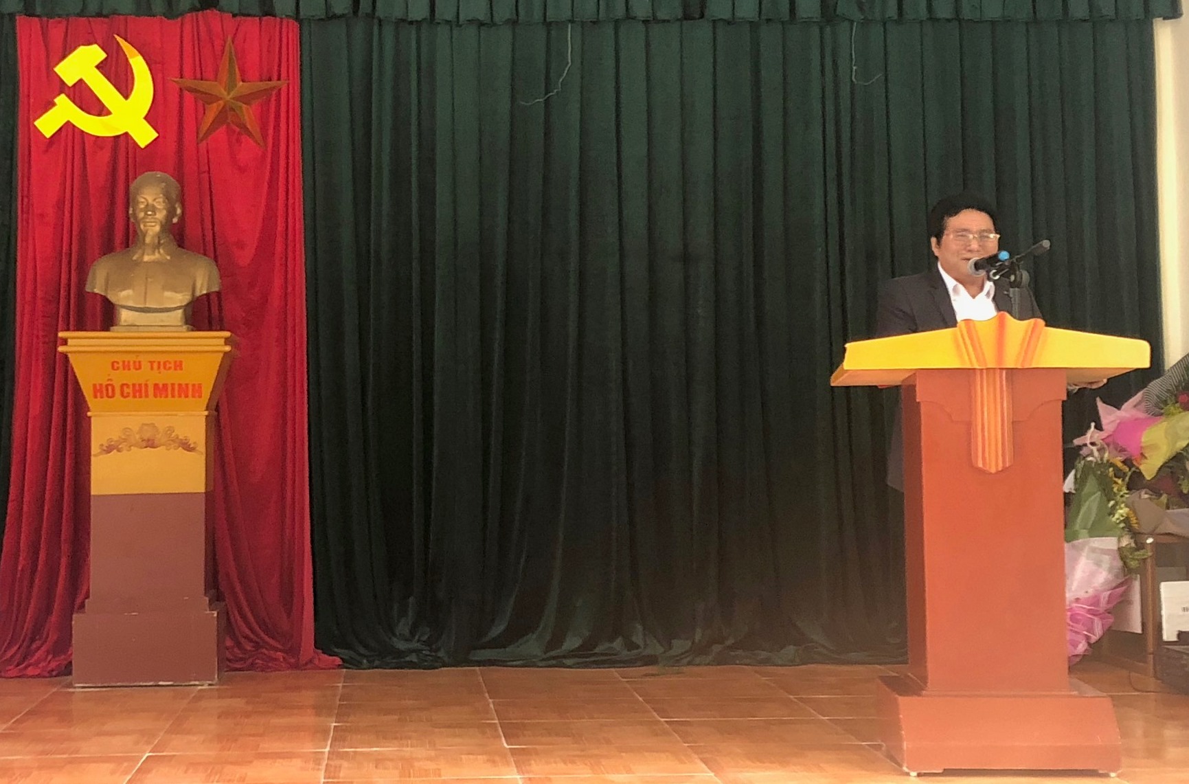 Công bố Quyết định Bí thư Đảng đoàn Hội LHVHNT tỉnh Nghệ An