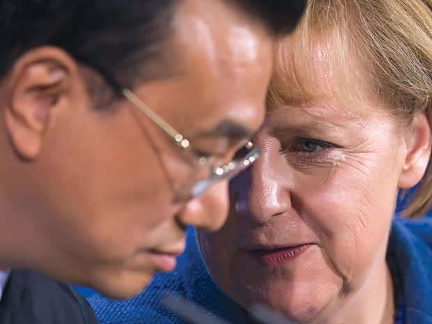 Trung Quốc “quậy” Mỹ và EU