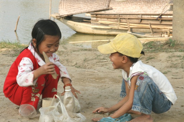 Về đâu sông ơi…!