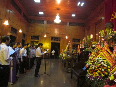 Khai mạc Lễ hội Làng Sen năm 2014
