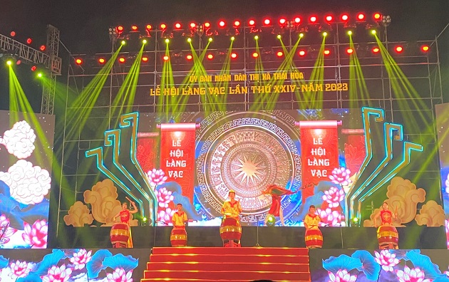 Thị xã Thái Hòa khai mạc Lễ hội Làng Vạc năm 2023