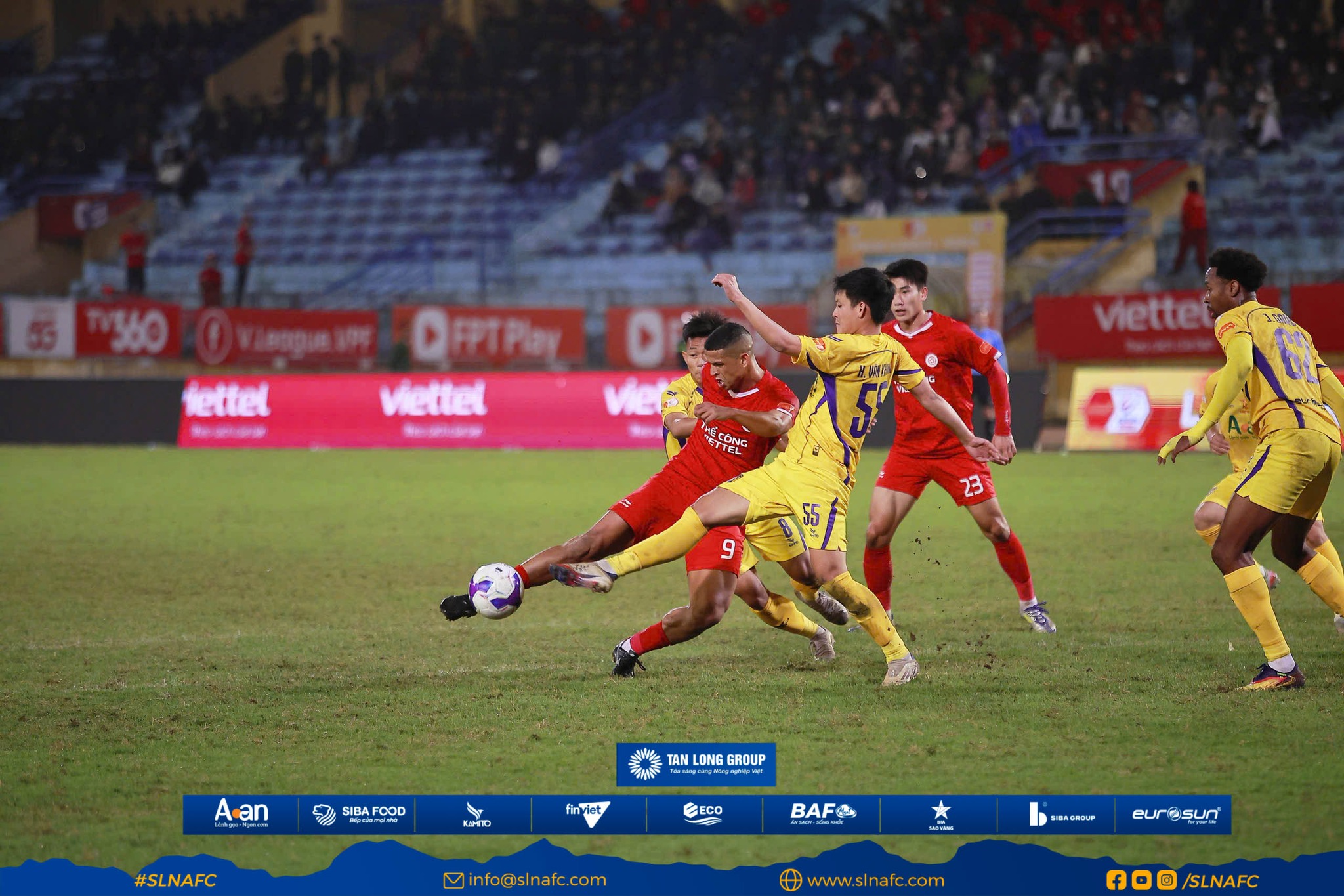 Sông Lam Nghệ An thắng đậm Thể công Viettel trên sân hàng Đẫy