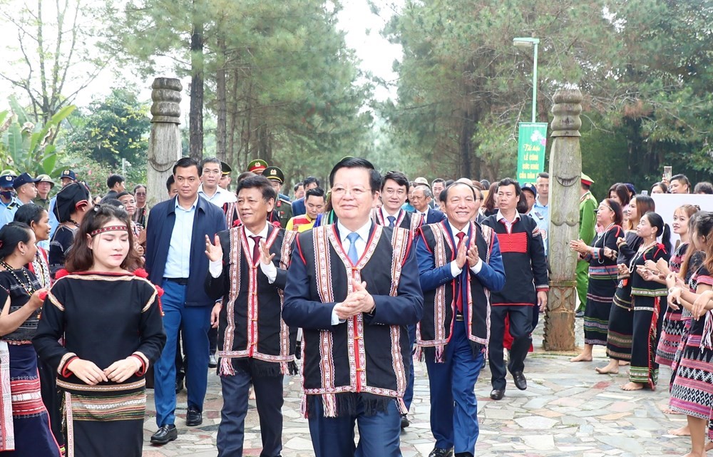 Ngày hội Sắc xuân trên mọi miền Tổ quốc