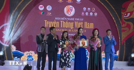 Truyền lửa văn hoá cho thế hệ người Việt tại châu Âu