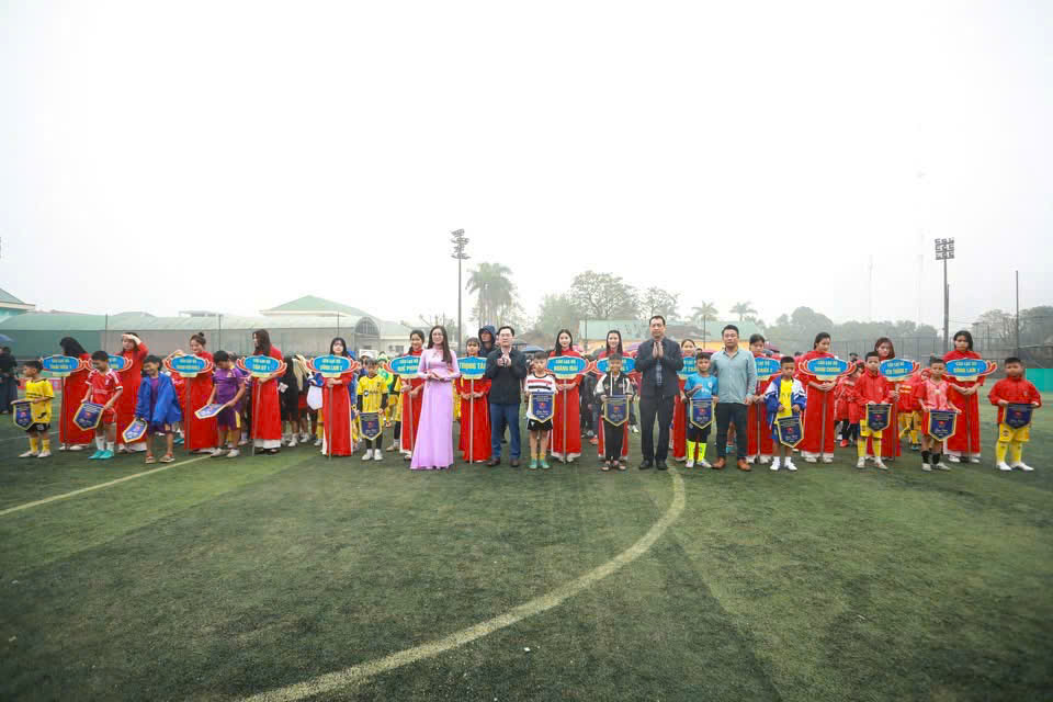 Khai mạc Giải bóng đá các lớp năng khiếu cơ sở tỉnh Nghệ An năm 2025